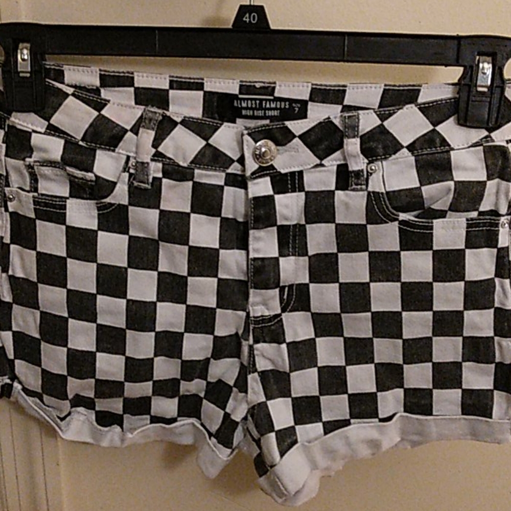 Checkered shorts size 7